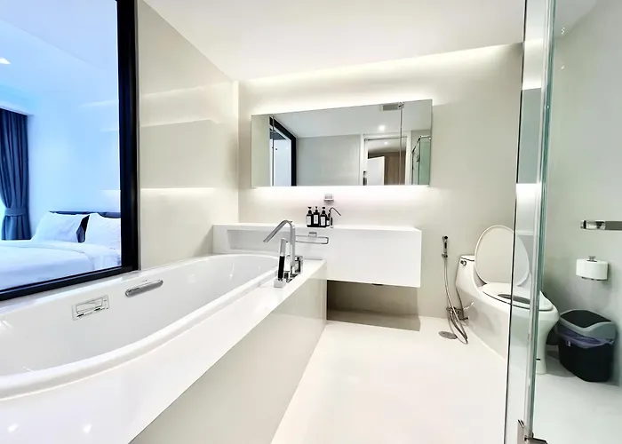 Circle Sukhumvit 11