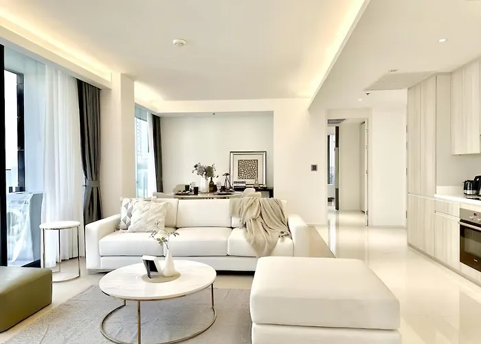 Circle Sukhumvit 11