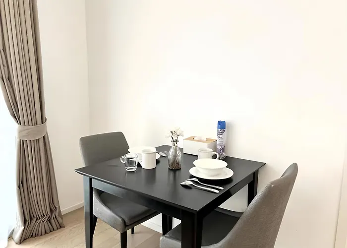 Circle Sukhumvit 11 *